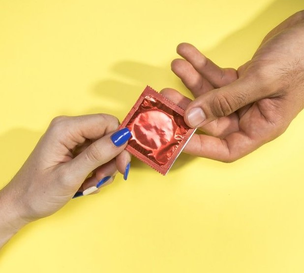 Kondom dengan kesan hangat (warming condom