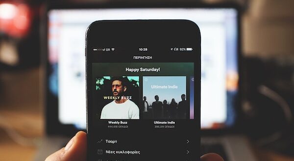 Cara Share Lagu Spotify di Instagram dengan Fitur Canggih