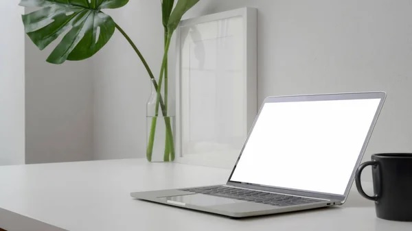 Coba! 10 Cara Mengatasi Laptop Layar Putih Paling Efektif